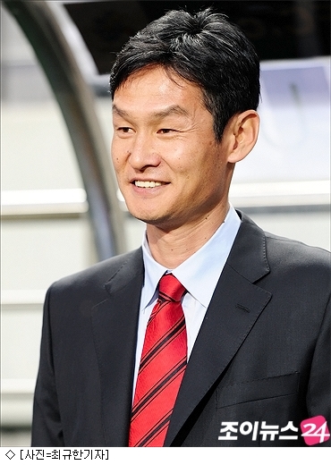 '쾌승' 서울 최용수 감독대행, 두 골 데얀 '극찬'