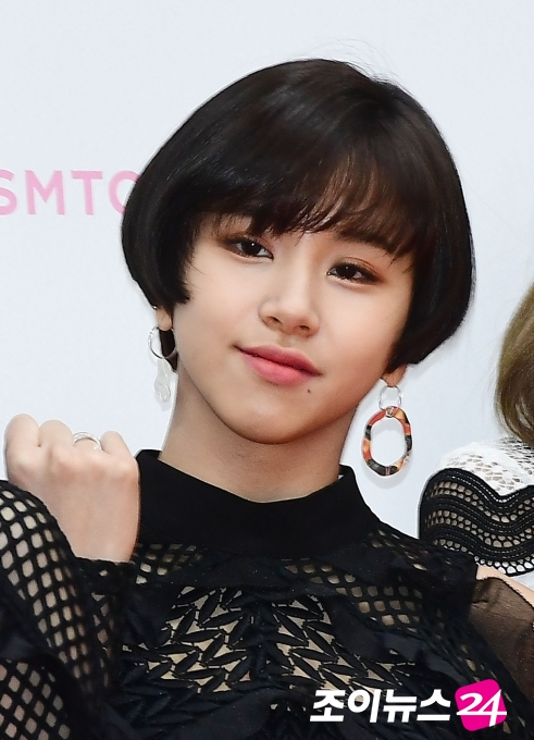 [포토]쇼트 커트 채영, 어느 누구도 따라올 수 없는 매력