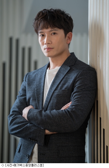 지성 ♥하는 법 알려준 이보영, 눈물 나게 고마워(인터뷰)