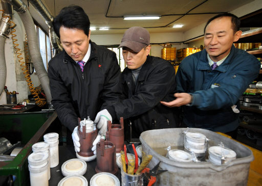 오세훈 시장 한컴공장 방문 근로자 격려