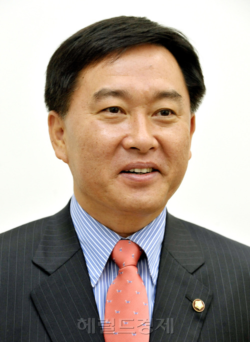 이성헌 “금감원, 특별퇴직금 과다 지급”