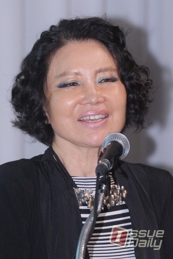 [이슈포토]이가자 대표 한-중 미용 발전 위해 힘쓰겠다
