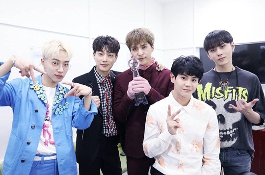 하이라이트, 음악방송 4관왕 달성 “시작 어려울수 있어도 점점 좋아질것”