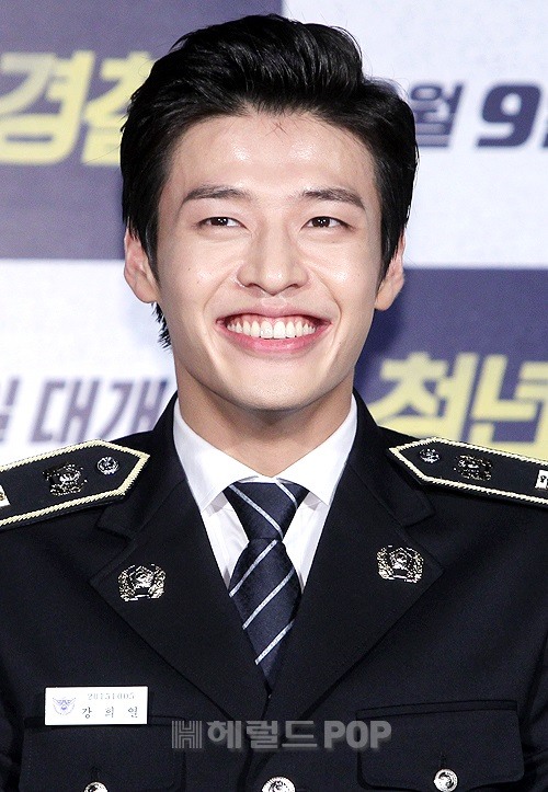 [포토]강하늘, 미담제조기 미소천사~
