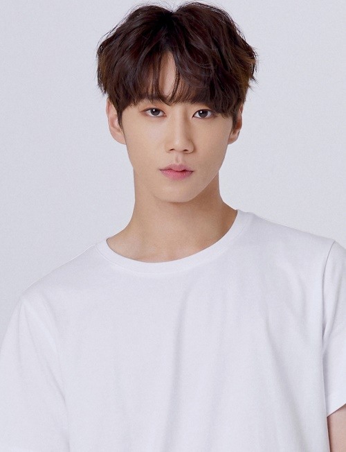 더유닛 유키스 준, 무서운 상승세..랩+춤+보컬 다 되는 만능돌