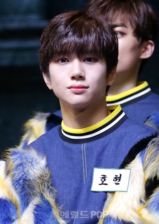 [포토]TRCNG 호현, 안구정화 비주얼