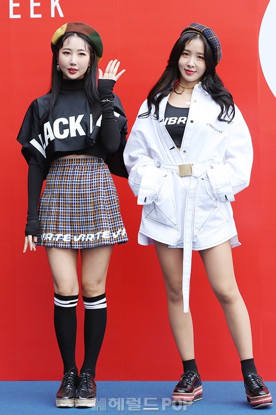 [포토]블라블라 설화-지우 포즈는 깜찍하게