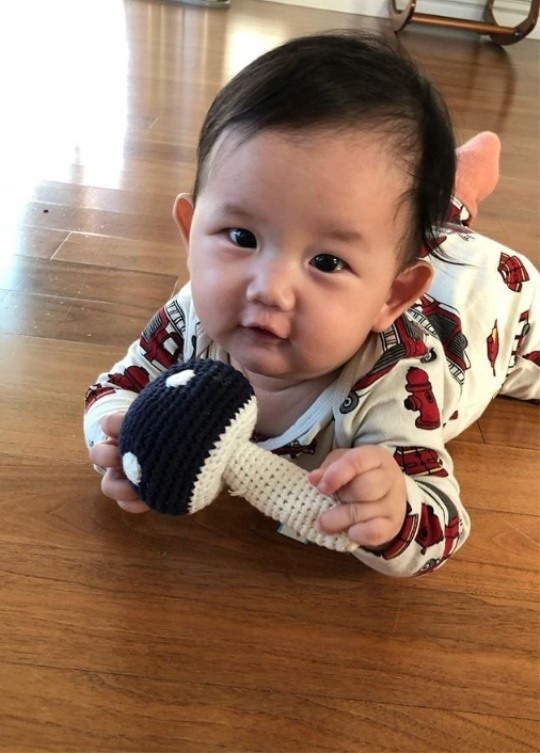 봉태규♥하시시박 딸 본비, 눈에 넣어도 안 아픈 세젤귀 천사