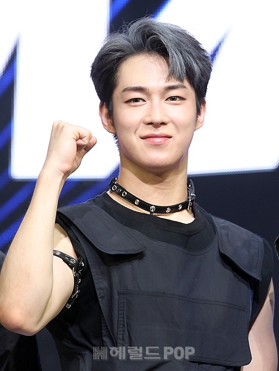 [포토]SF9 다원, 남자답게 파이팅!