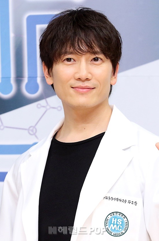 [포토]지성, 잘생긴 의사 차요한