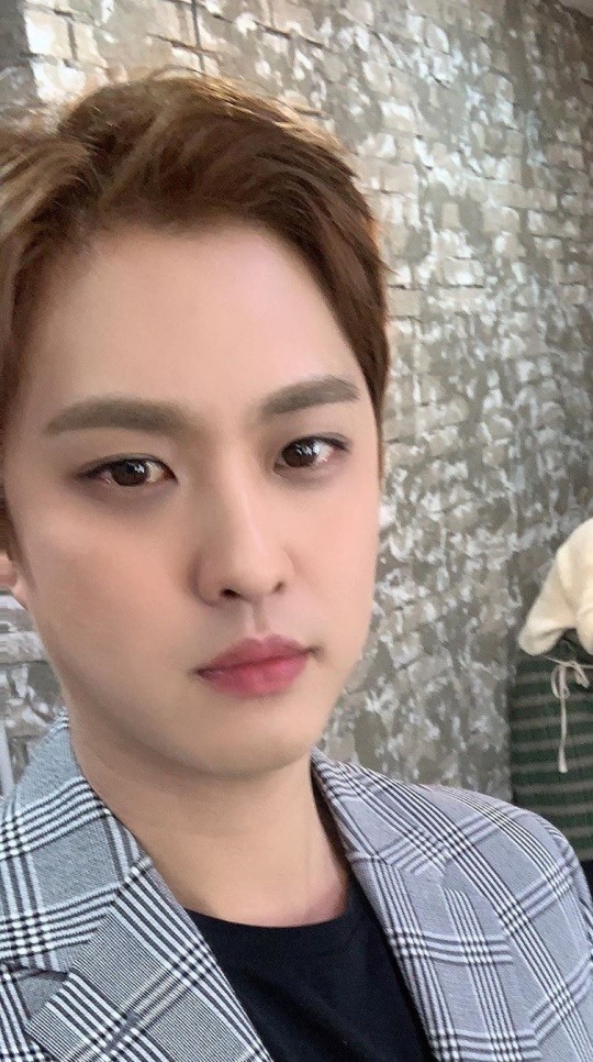 간만에 방송..엠블랙 출신 승호, 훈훈함 폭발 비스 출연 인증샷