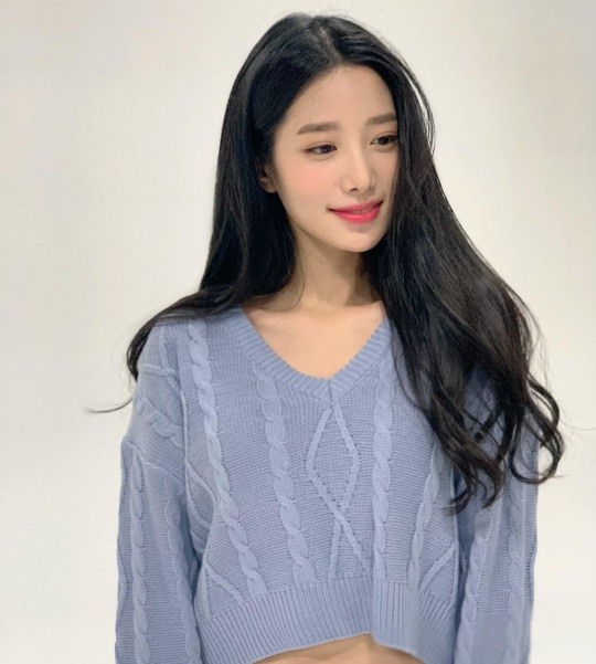 베리굿 조현, 세련美 철철..꽃미소에 심쿵