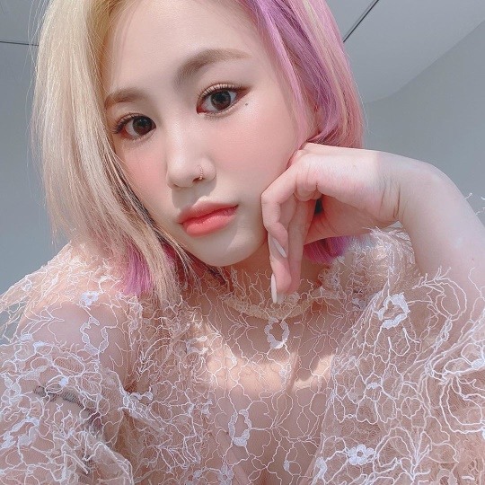 제이미, 신비로운 핑크 헤어..물오른 미모에 심쿵
