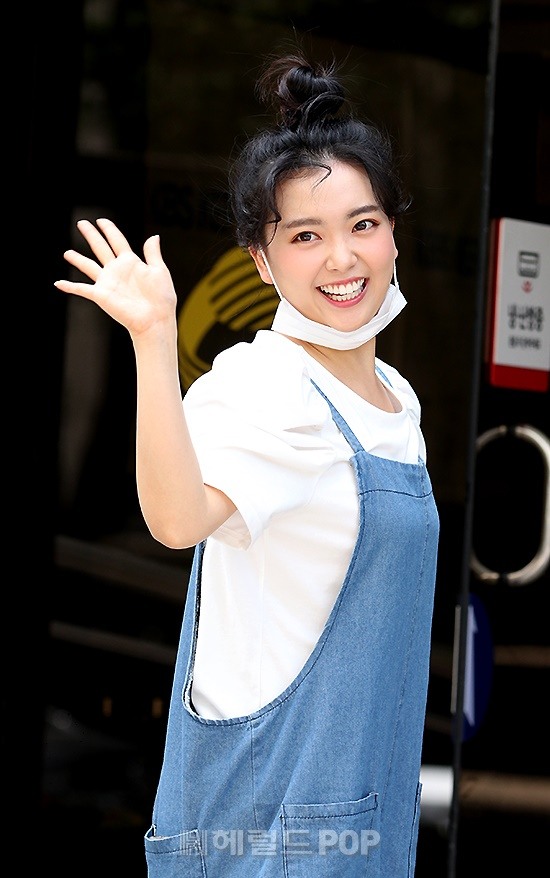 [포토]요요미, 밝은 에너지 뿜뿜