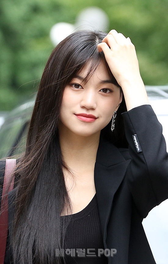 [포토]위키미키 도연, 꾸안꾸 스타일링