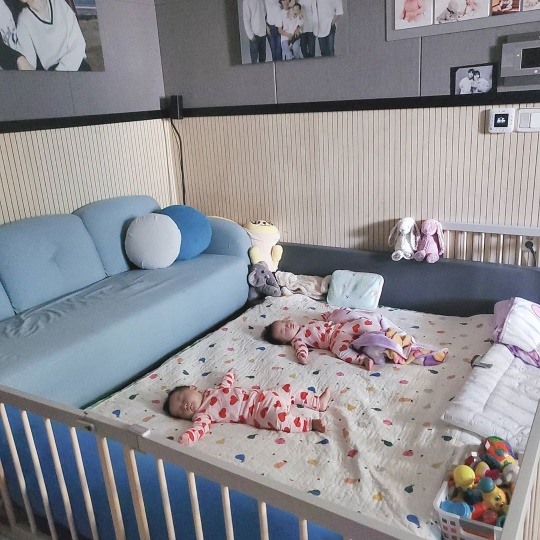 최민환♥율희, 쌍둥이 아린X아윤의 폭풍 낮잠에..이 시간이 제일 꿀 같아요