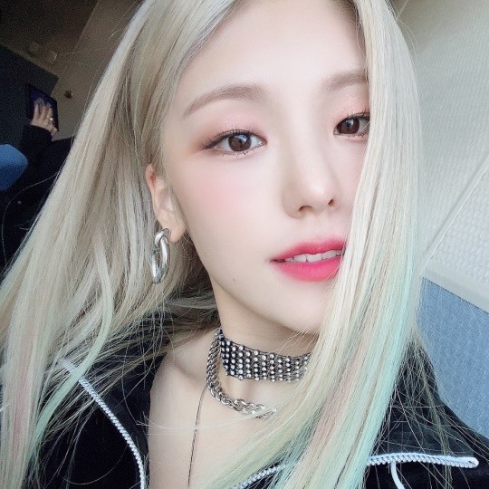 있지 예지, 화려한 미모에 숨멎..천상 아이돌이 따로 없네