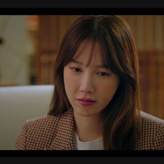 김선신 아나, 이지아 따라 앞머리 싹둑..이지아 예쁘다고 떠들다가 급 결정