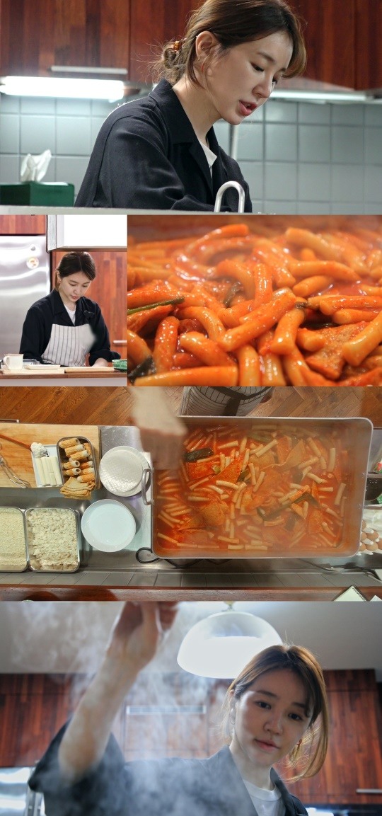 편스토랑 윤은혜, 옥수동 은혜분식 오픈..학교 앞 떡볶이 맛 비법 소스 공개