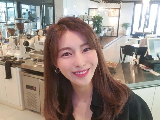 유은성♥김정화, 망가진 표정도 귀여워..혼자 셀카 놀이 중