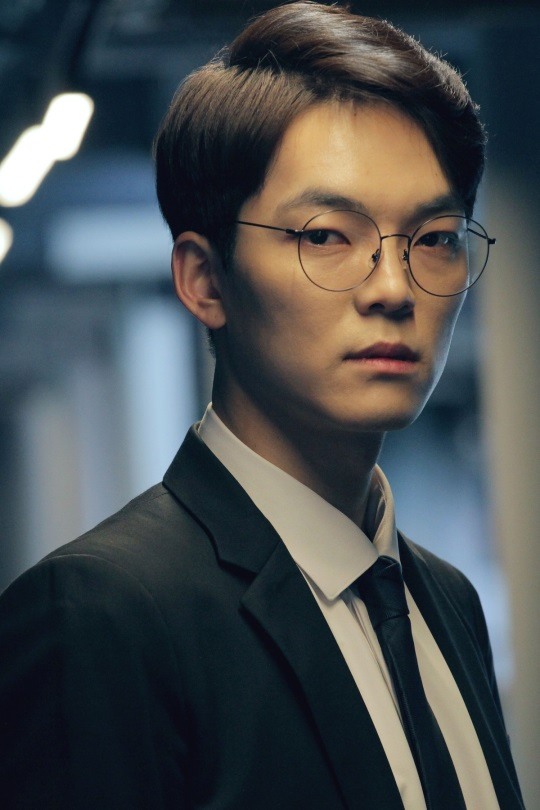 [팝인터뷰①]펜트하우스2 김도현 도비서가 천서진을 사랑한다? 그럴 수도 있을 듯