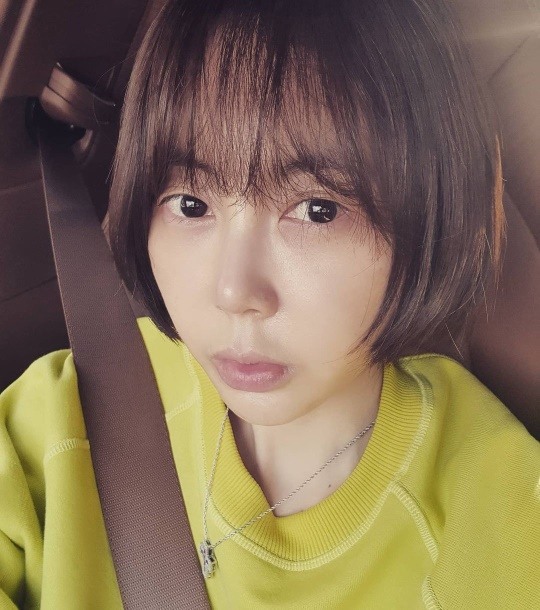 황혜영, 1억 포르쉐에서 셀카..앞머리 자르고 리즈 경신