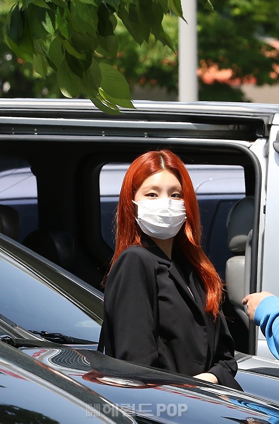 [포토]예지, 청량한 레드헤어