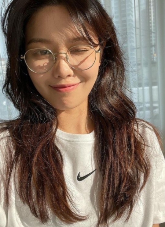 최수영, 안경 꼈는데 이렇게나 청순해..♥정경호가 반한 내추럴 여신