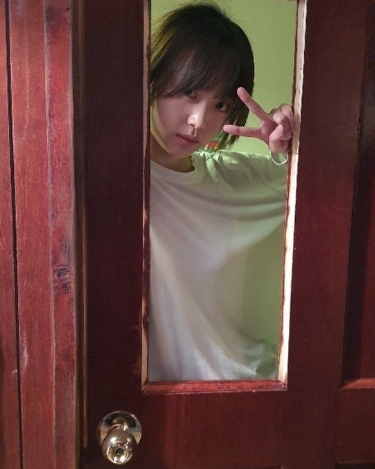 진기주, 도끼 들고 살벌 눈빛..미드나이트를 본 금요일이었겠죠?