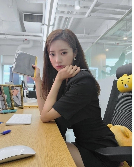 러블리즈 이미주, 이런 신입사원이 어디 있어..예쁨 한도초과