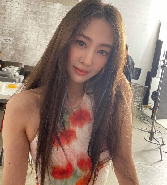 씨스타 출신 다솜, 반전 글래머 몸매..청순+섹시美 발산