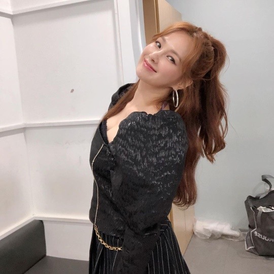 채연, 해맑은 미소에 사르르..발라드 반응 궁금하다