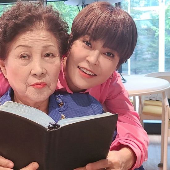 조혜련, 50대의 큐티허니..너무 귀여운 숏컷 비주얼