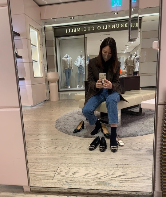 이지혜, 둘째 출산 몸매 맞아?..여리여리 체구로 백화점 쇼핑