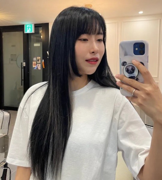 ♥日 남친 이세영, 코 수술 후 아이돌급 미모..히메컷으로 더 어려져