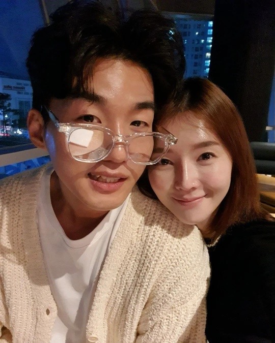 돌싱글즈3 한정민 내 어깨는 ♥예영이 전용자리..닭살 예비부부샷