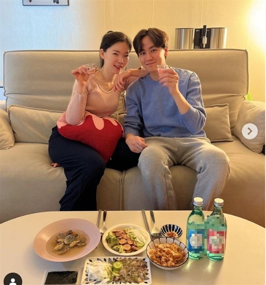 이다은♥윤남기, 안주 한상차림..집에서 소주 데이트