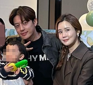 세븐♥이다해, SNS 커플샷 첫 포착..8년째 달달 공개 열애중
