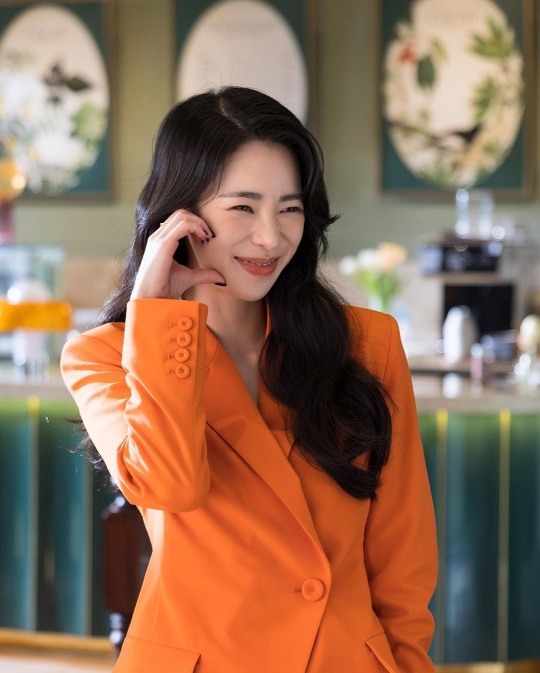 임지연, 연진이 출소 후 커리어 우먼 됐네..볼하트에 심쿵