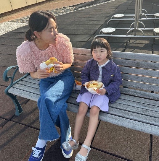 이지혜X태리, 야무진 토스트 먹방..친구 같은 모녀 일상
