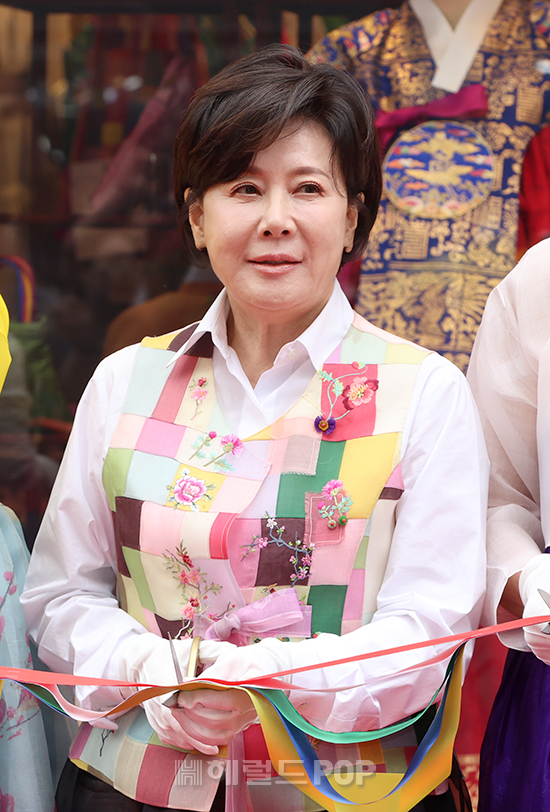 [포토]박정수, ‘축하드려요’
