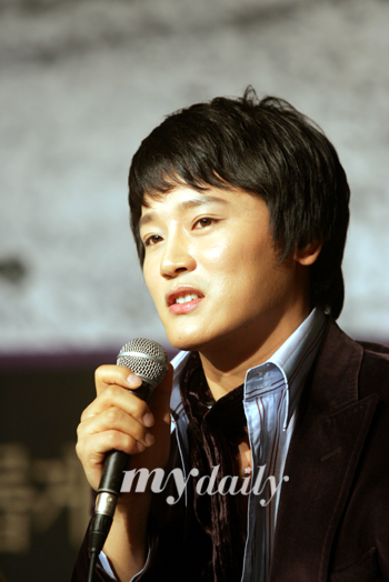 김광영, 퀴어멜로, 처음에는 어색했어요
