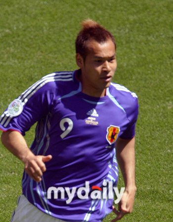 일본, 아시안컵 첫 경기 카타르와 1-1 무승부