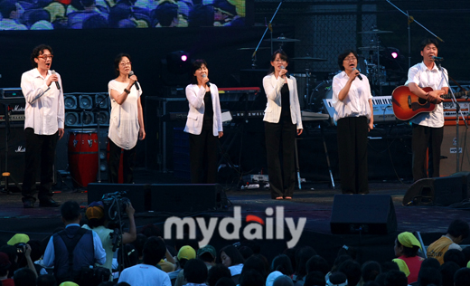 [MD포토] 노찾사 추모 콘서트 오프닝