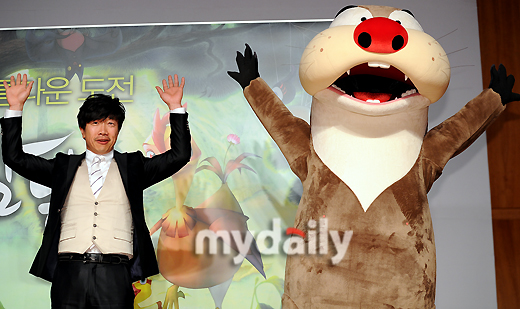 [MD포토] 박철민 마당을 나온 암탉, 만세~