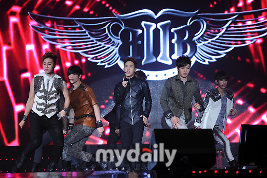 [MD포토]베일벗은 그룹 비투비(BTB)