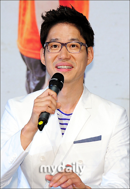 [MD포토] 유준상, 홍상수 감독님은 한결 같아