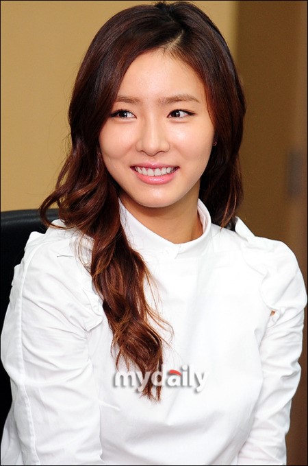신세경, 성형 의혹 해명 흉터 치료중 부은 것