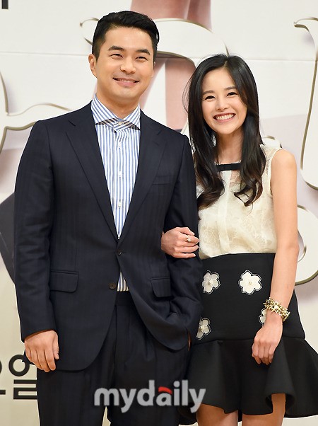 [MD포토] 정준-이영아 닮은꼴 미소