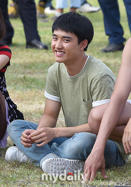 [MD화보] 엑소 디오 맞아? 도경수, 시골청년 완벽 변신
